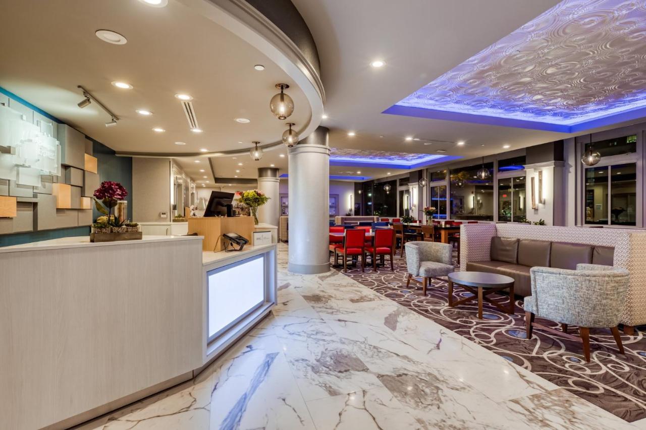 Holiday Inn Express - Kansas City Downtown By Ihg Eksteriør bilde